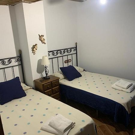 קסטריל Alojamiento Rural El Chorrillo מראה חיצוני תמונה